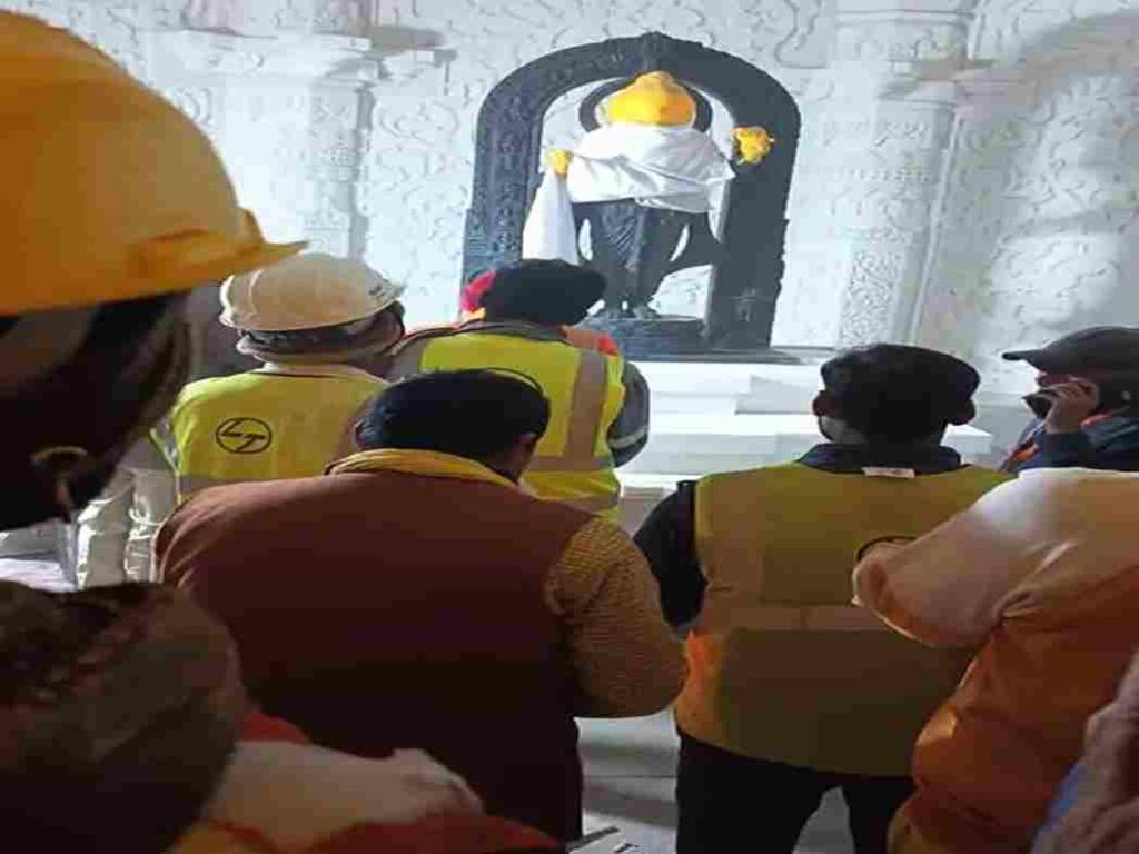 Ram lala Entered in Ram Mandir